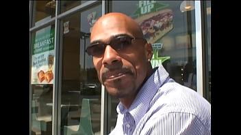 A wild kala prettyman for a solid big black cock