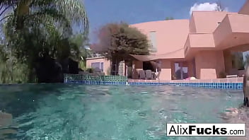 Hot babes have some fun