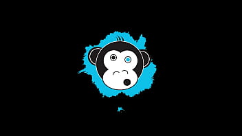 Hot babes have some fun