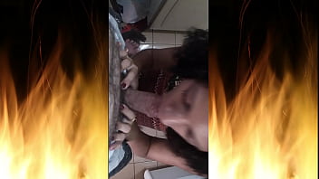 Entregador da farmácia ganhou boquete de gorjeta