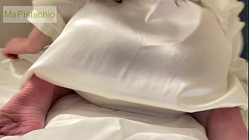 Horny iranian bride masturbating hot her husband is away for weeks