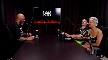 Contou para os filhos o que fazia foi amarrada no cosplay e a pressão dele caiu mas ficou receosa com natt paradise & raposão watch sheer red