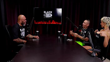 Contou para os filhos o que fazia foi amarrada no cosplay e a pressão dele caiu mas ficou receosa com natt paradise & raposão watch sheer red