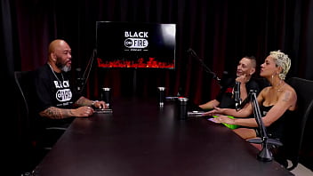 Contou para os filhos o que fazia foi amarrada no cosplay e a pressão dele caiu mas ficou receosa com natt paradise & raposão watch sheer red