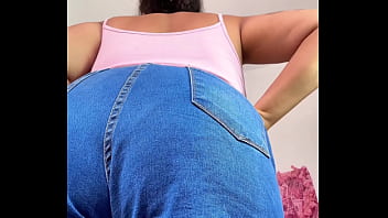 Bbw farting casually during the day