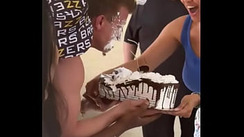 What a great birthday with some great people ️ thank you so much ⭐️ isislove misstokyoleigh 9in