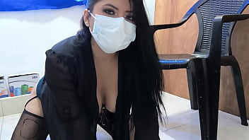 I'm the sexiest executive in the office i'm a sensual bitch eager to fuck i love being watched while i show off my slutty side