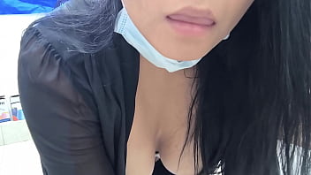 I'm the sexiest executive in the office i'm a sensual bitch eager to fuck i love being watched while i show off my slutty side