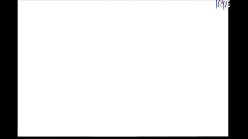 A bee fucks a gecko what more are you expecting