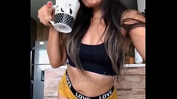 Yo agregándole un poco de energía a mis mañanas