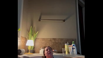 Riley’s first solo bath play