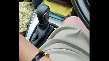 Bj and hand job in car Bj and hand job in car