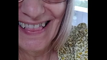 Bj and hand job in car