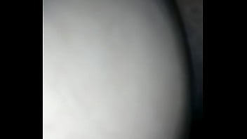 Minha esposa vadia e b toda melada levando dedada