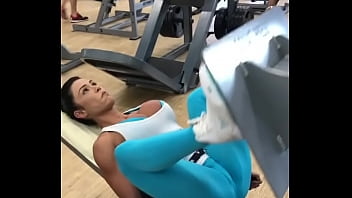 Gracy malhando na academia