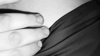 Je me suis masturber allongé dans mon lit