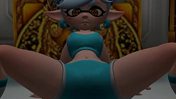 Peeping in girl room