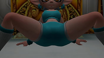 Peeping in girl room