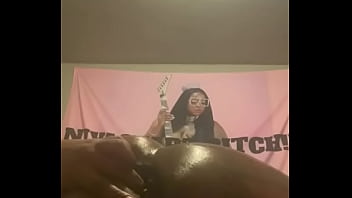 I want someone eating my ass right now