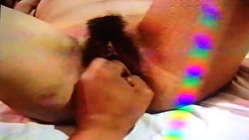 Caliente peluda mojada chichona rica