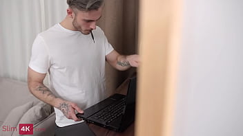 Blonde Helps Her Bf Forget About His Computer Breakdown thumbnail