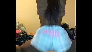 Sunshine shaking ass