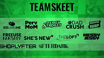 Who knew a doll could lick a pussy like that