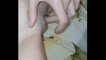 I fuck a leaking pussy until i cum