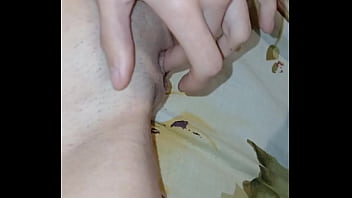 I fuck a leaking pussy until i cum