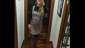 Enseñando mi outfit del día desde granada españa despues de clases