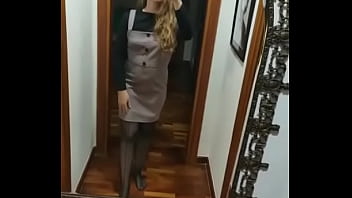 Enseñando mi outfit del día desde granada españa despues de clases