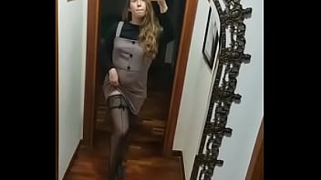 Enseñando mi outfit del día desde granada españa despues de clases