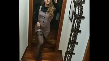 Enseñando mi outfit del día desde granada españa despues de clases