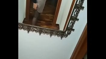 Enseñando mi outfit del día desde granada españa despues de clases