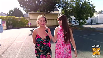 Sexy love coquine gourmande bouffe aussi bien de la chatte que de la bite