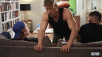 Halftime Fuckfest Men thumbnail