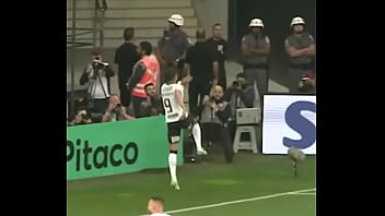 Yuri Bota Pra Mamar Gostoso thumbnail