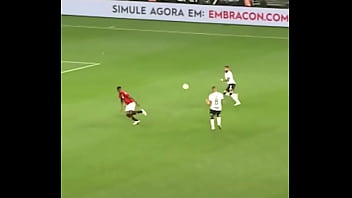 Yuri bota pra mamar gostoso