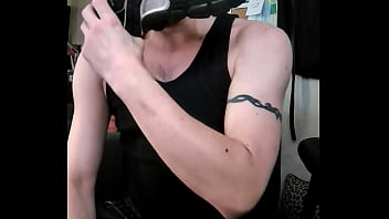 Talking About Himself Smelling Feet And Measuring Length thumbnail