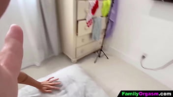 Step Sisters Bitching Together On Stream thumbnail