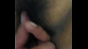 Georgi metiéndose dedo