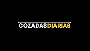 Gozadas diárias mostrando o pau duro