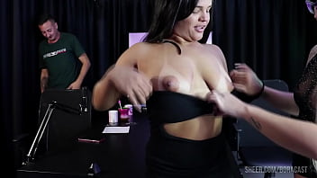 Veja o que aconteceu com a val mineirinha no bora cast com bruna carlos & matheus caetano parte 2 watch sheer red