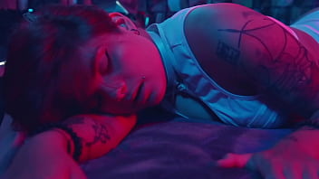 All gorgeous lesbians love worshipping feet