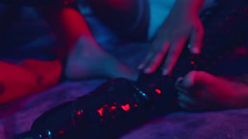 All gorgeous lesbians love worshipping feet