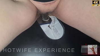 Casada vadia mente pro corno sobre manicure e se entrega a negão pauzudo no glory hole com tesão insaciável Casada vadia mente pro corno sobre manicure e se entrega a negão pauzudo no glory hole com tesão insaciável