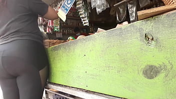 La mayor de dos hermanas bien buenas