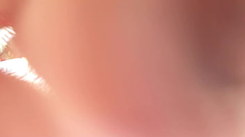 La mayor de dos hermanas bien buenas