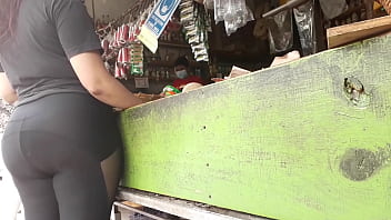 La mayor de dos hermanas bien buenas