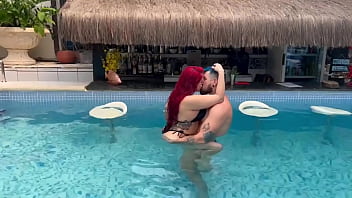 Sexo gostoso na pousada liberal na frente dos hospedes completo